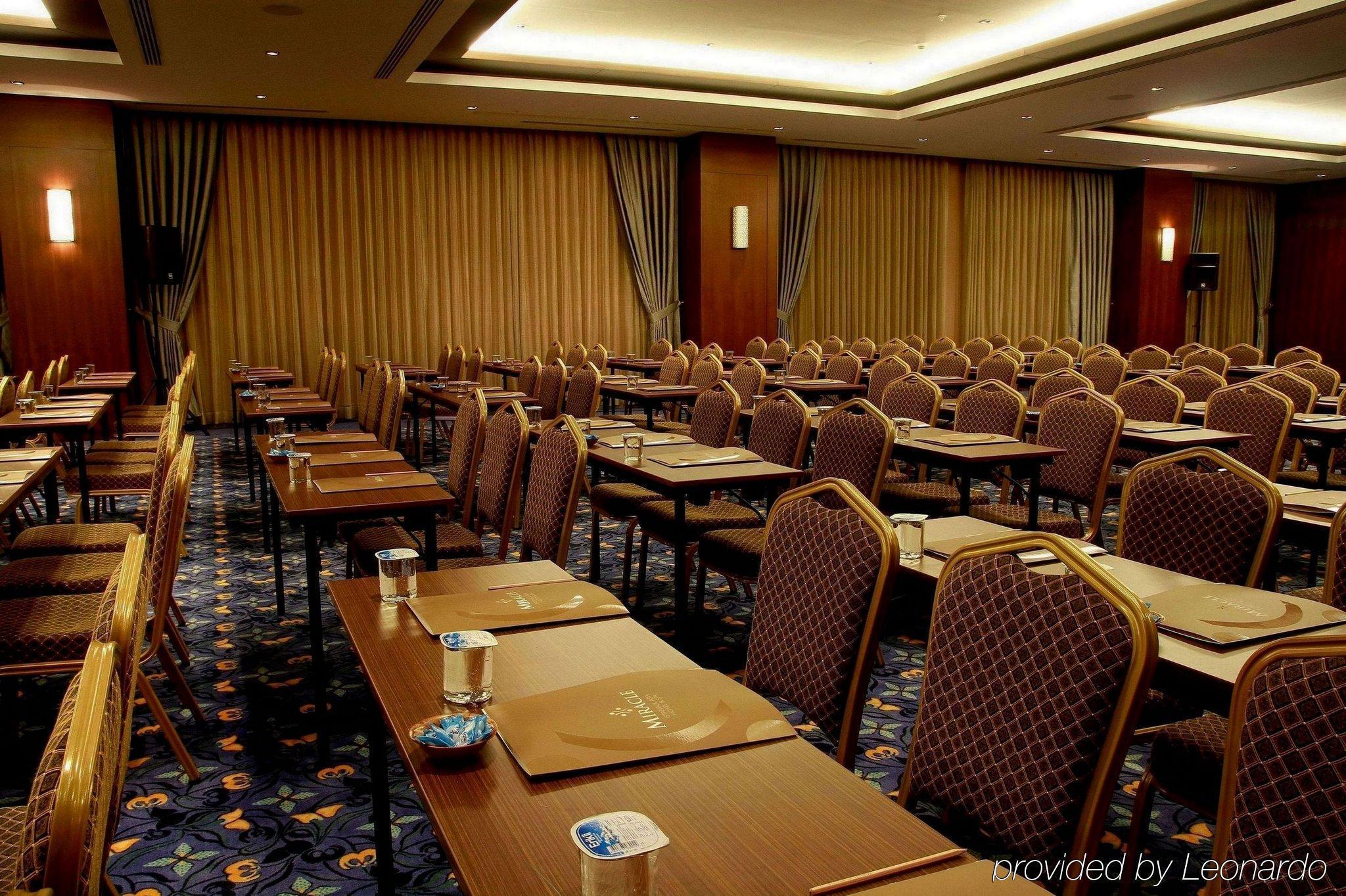 Miracle Istanbul Asia Airport Hotel & Spa Exteriér fotografie A typical conference room