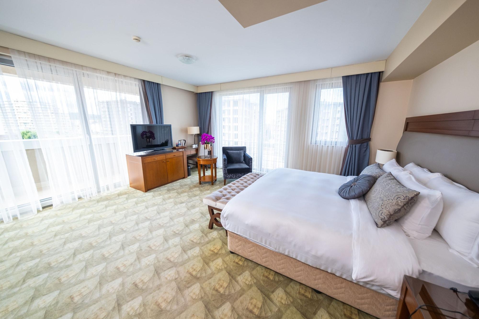 Miracle Istanbul Asia Airport Hotel & Spa Exteriér fotografie A bedroom at the hotel