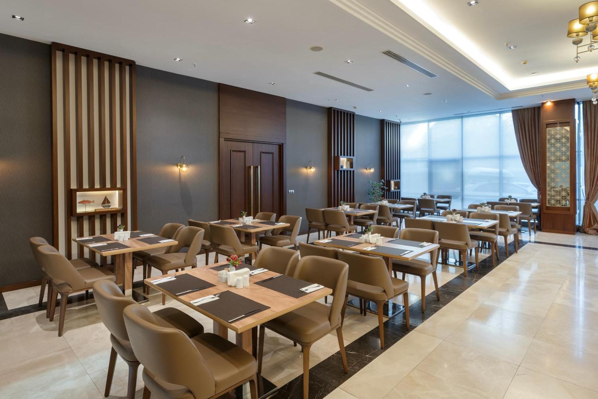Miracle Istanbul Asia Airport Hotel & Spa Exteriér fotografie The restaurant
