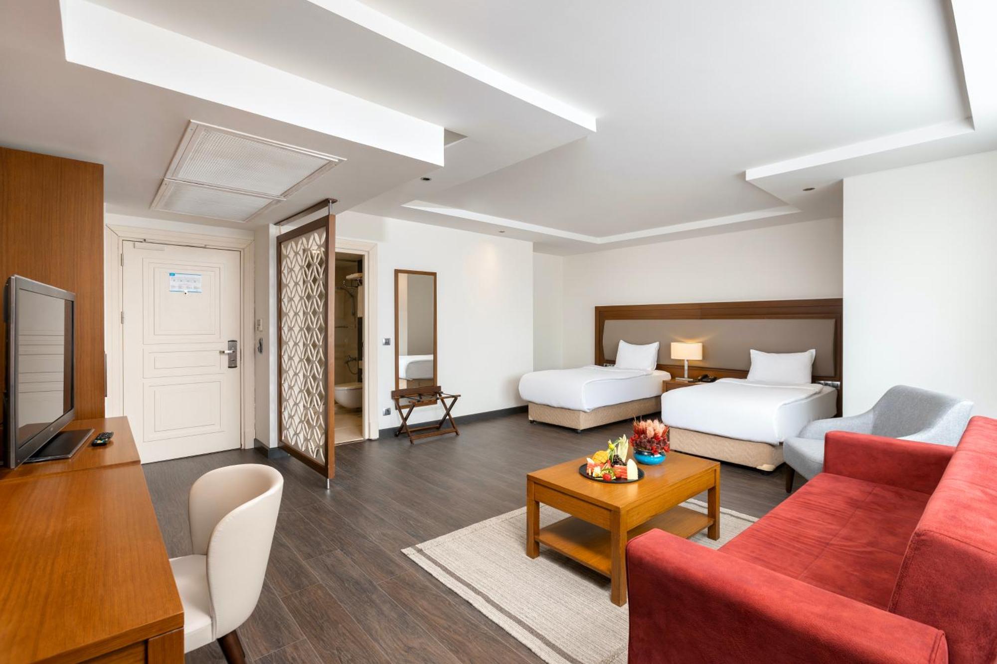 Miracle Istanbul Asia Airport Hotel & Spa Exteriér fotografie Deluxe Suite